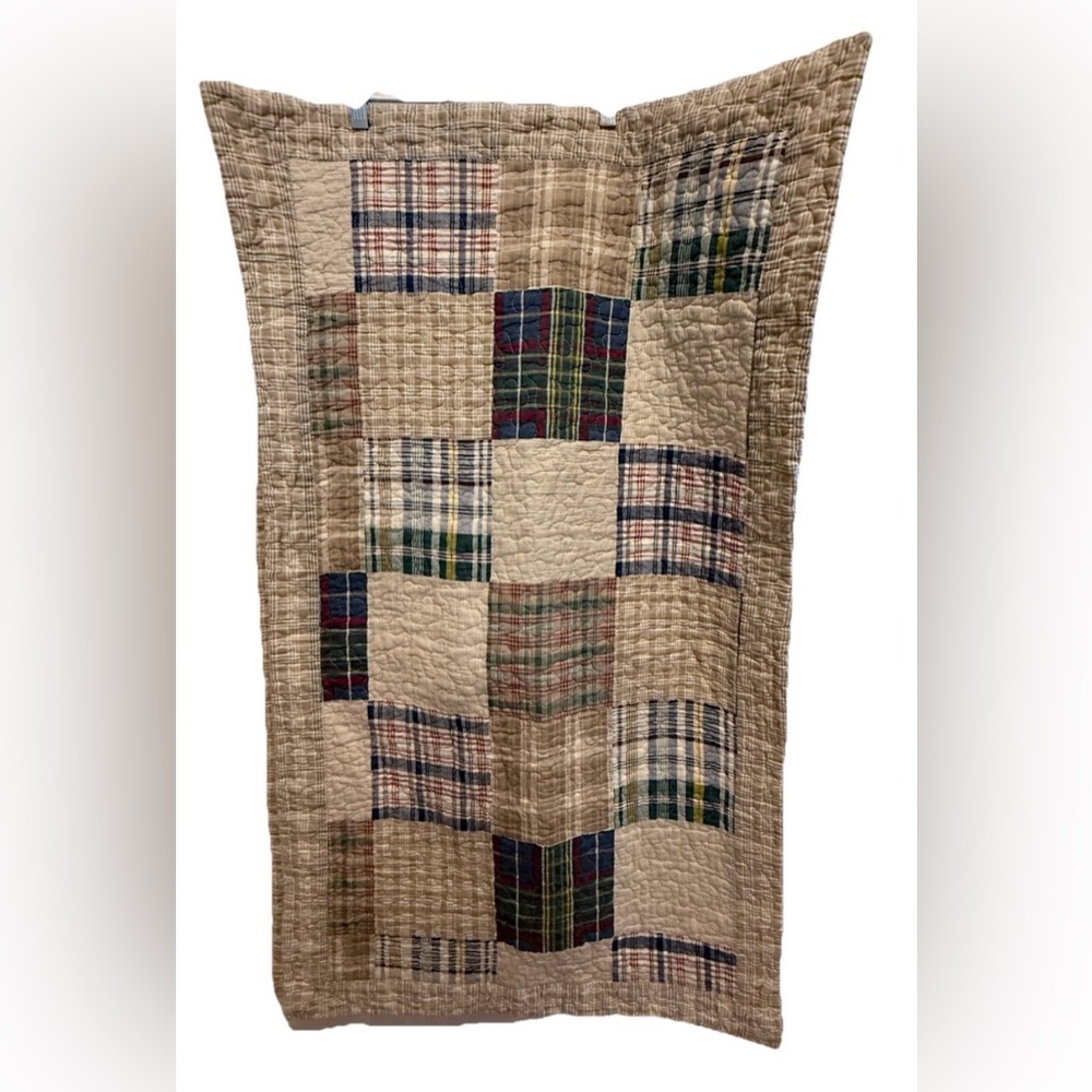 Pair Of Quilted Standard Pillow Shams Multicolor plaid patchwork‎ Pattern